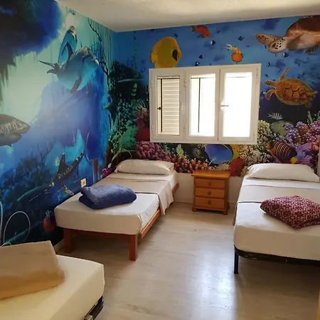 Гостевой дом Montana Luna House With